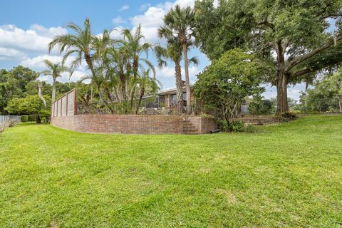 Tiny photo for 900 N Citrus Avenue, Howey In The Hills, FL 34737 (MLS # O6415895)