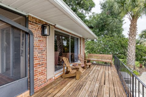 Tiny photo for 900 N Citrus Avenue, Howey In The Hills, FL 34737 (MLS # O6415895)