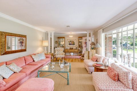 Tiny photo for 900 N Citrus Avenue, Howey In The Hills, FL 34737 (MLS # O6415895)