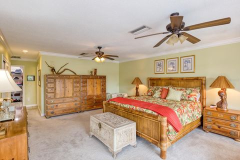 Tiny photo for 900 N Citrus Avenue, Howey In The Hills, FL 34737 (MLS # O6415895)