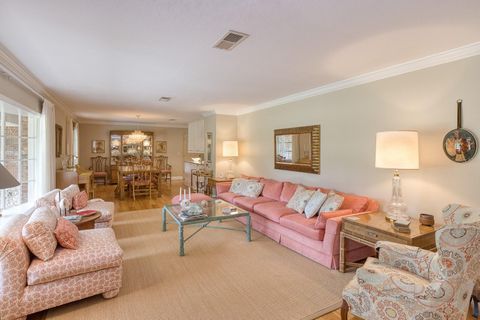 Tiny photo for 900 N Citrus Avenue, Howey In The Hills, FL 34737 (MLS # O6415895)