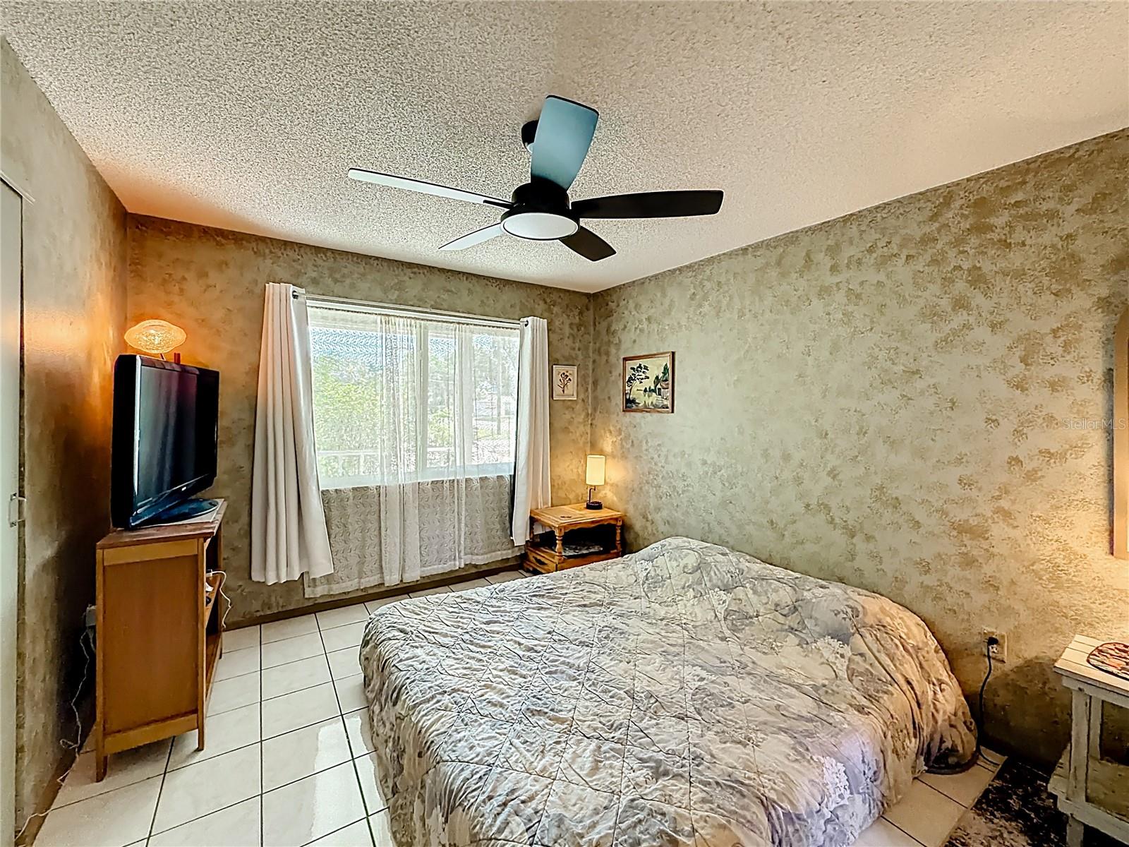 SOUTH VENICE - Residential