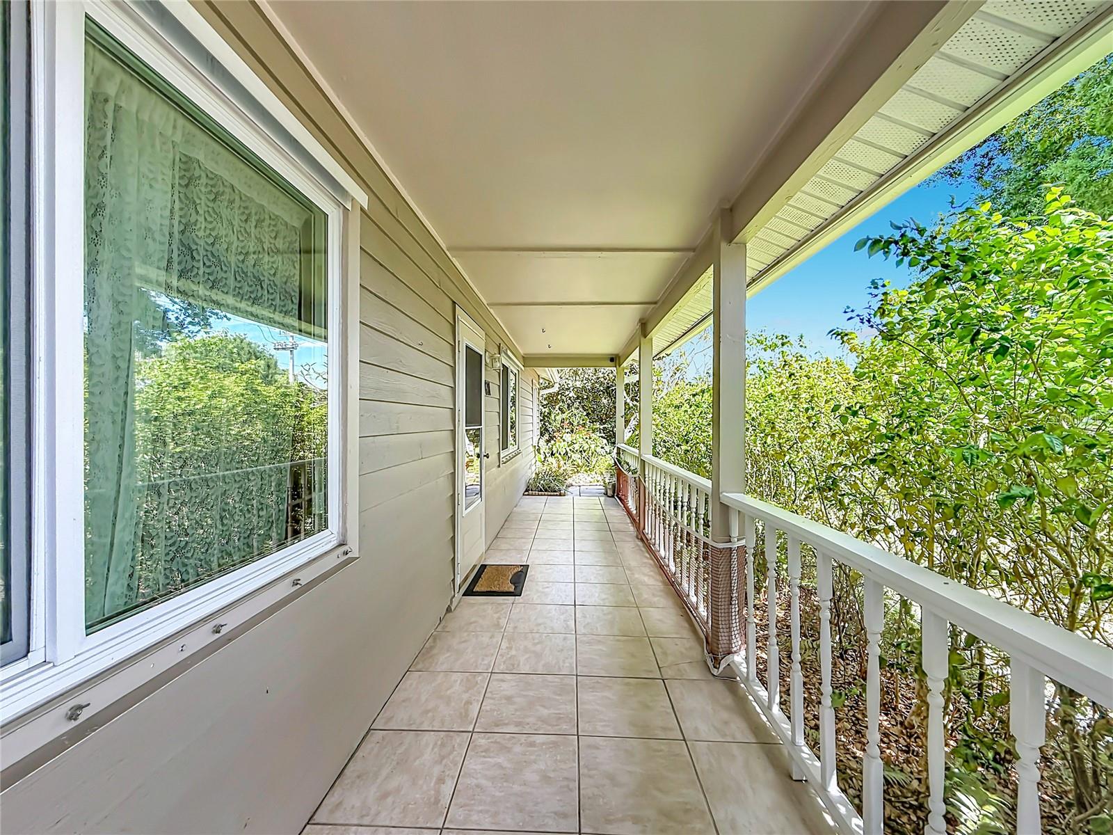 601 E SEMINOLE DRIVE