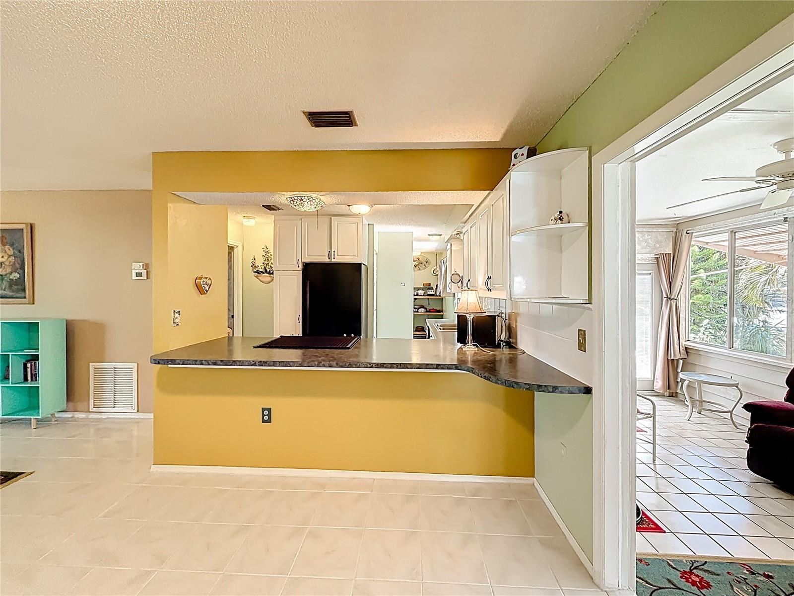 SOUTH VENICE - Residential