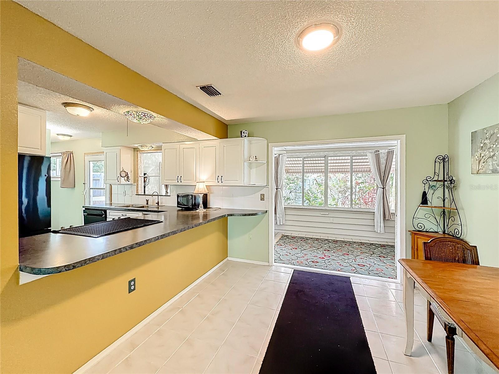 SOUTH VENICE - Residential