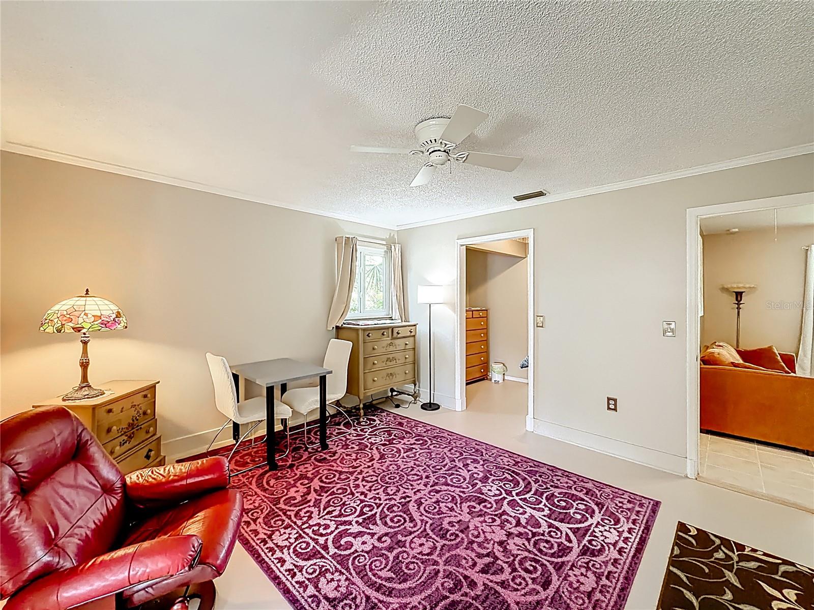 SOUTH VENICE - Residential