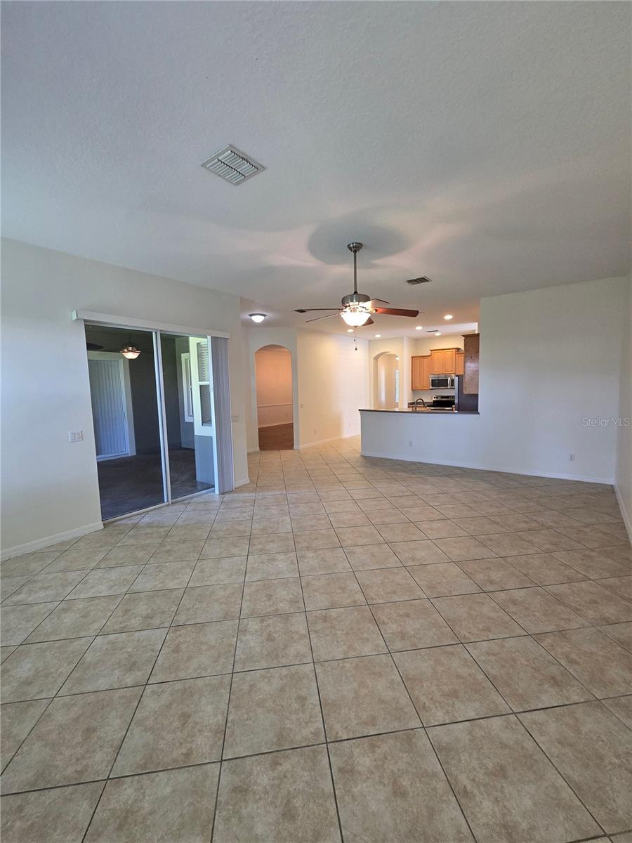 PROVIDENCE PH 01 50 03 - Residential Lease