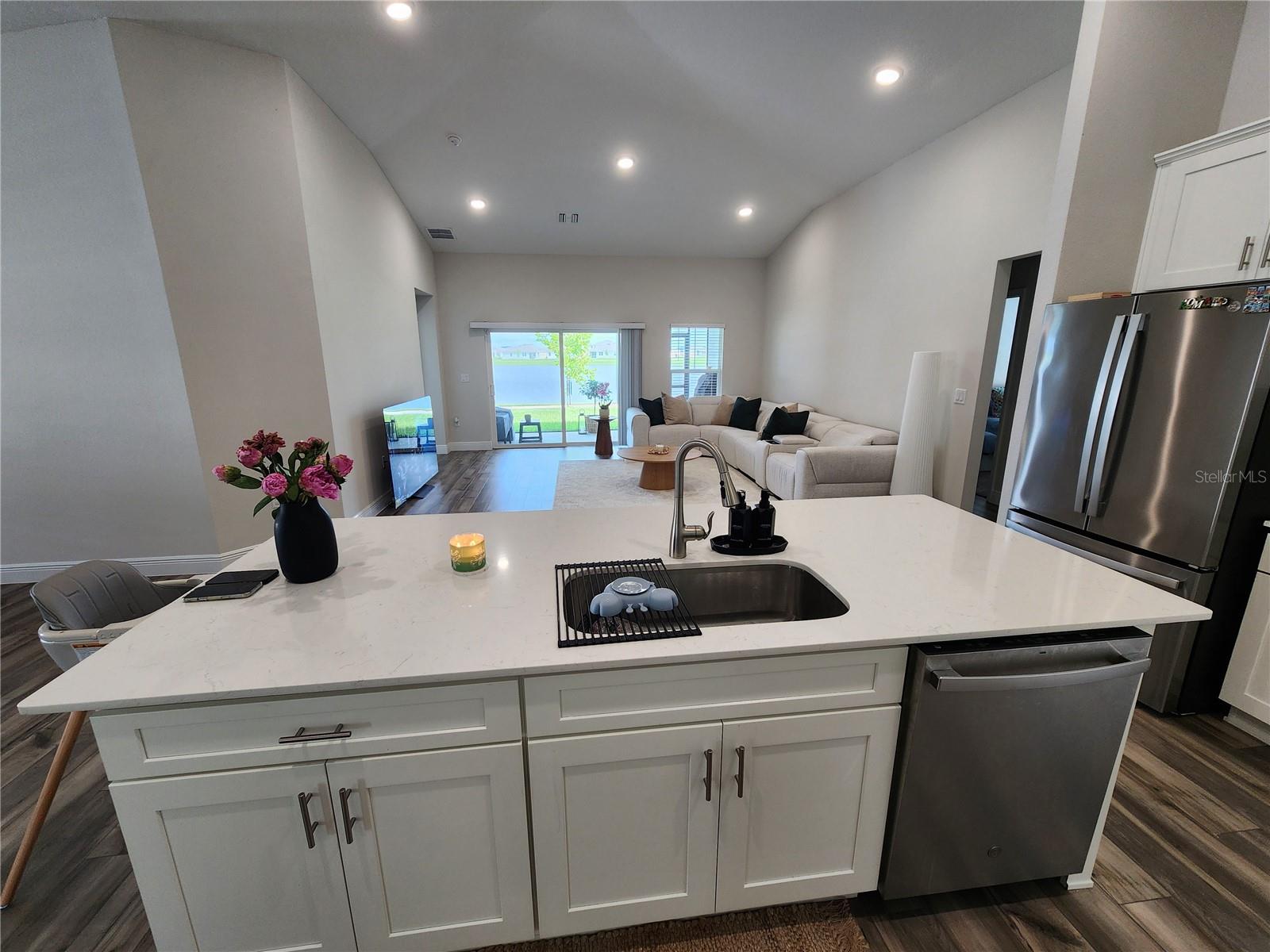 HARMONY/LK ELOISE PH 1 - Residential Lease
