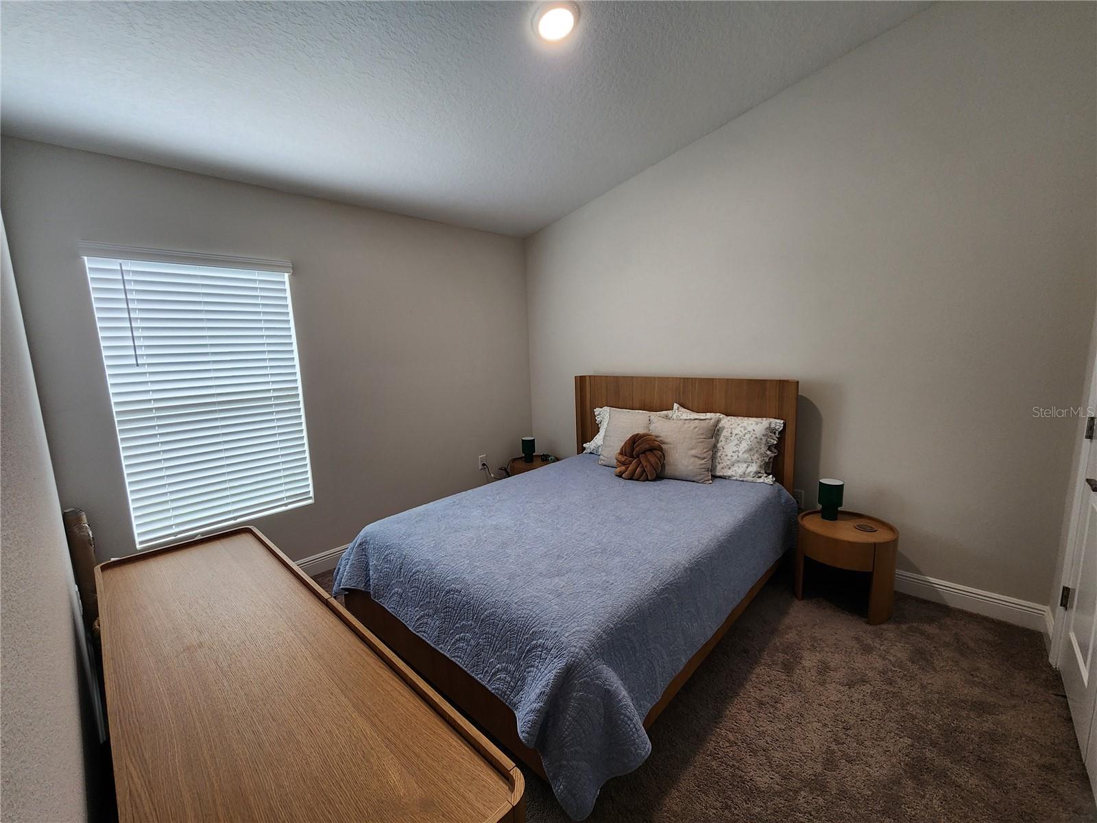 HARMONY/LK ELOISE PH 1 - Residential Lease