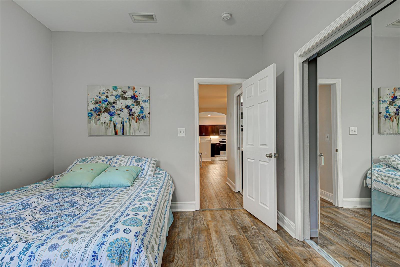 VENICE GROVES - Residential