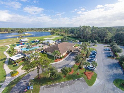 A home in SEBRING