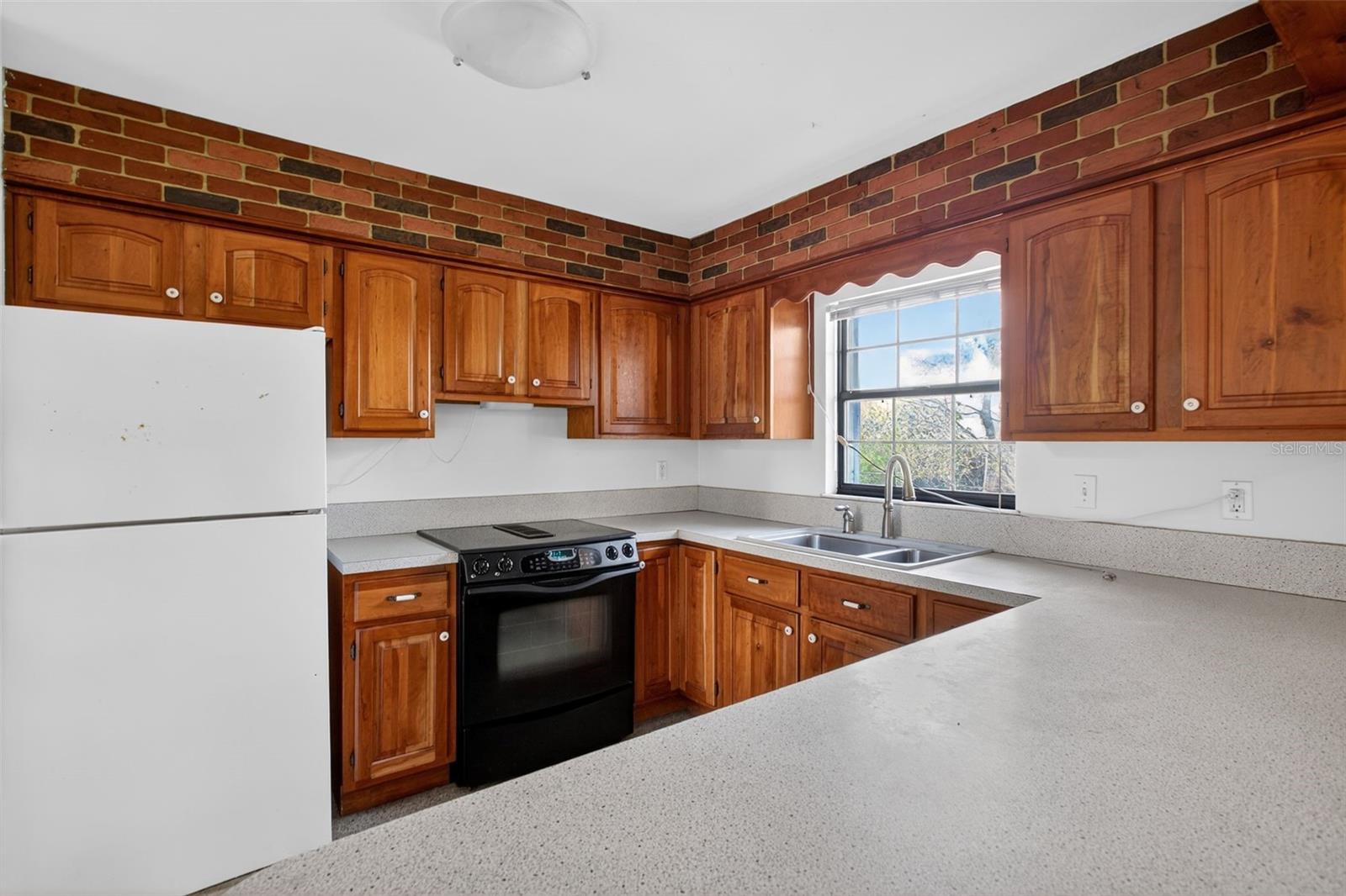 GARDEN HEIGHTS - Residential