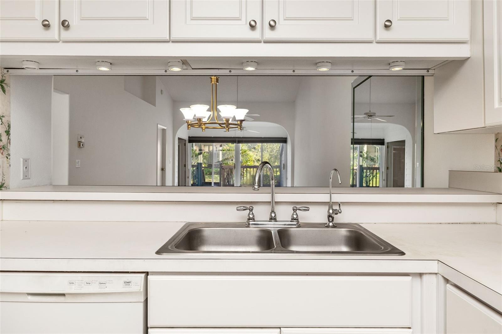 FORTY-THREE WEST - Residential