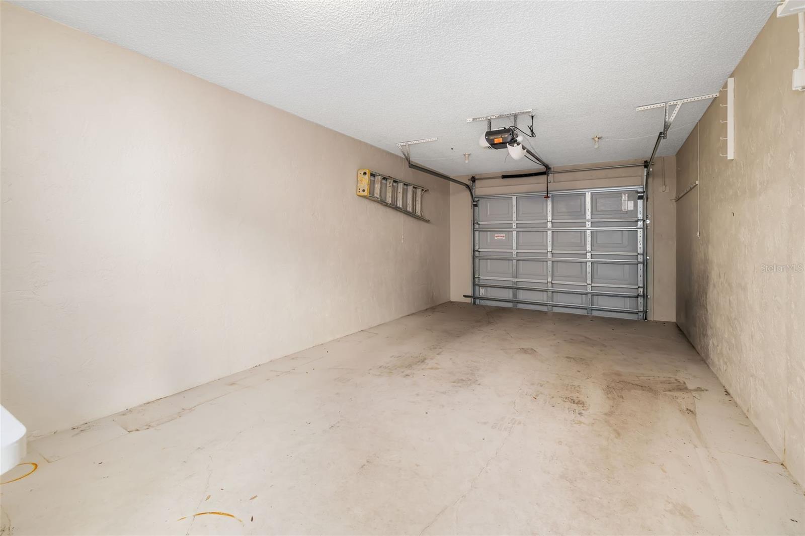 FORTY-THREE WEST - Residential