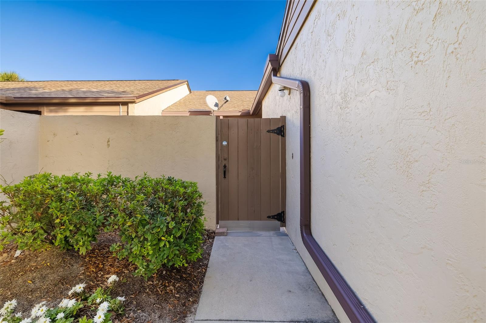 FORTY-THREE WEST - Residential