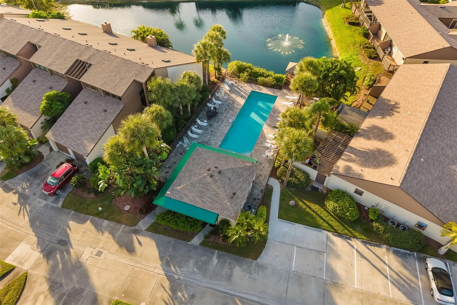 FORTY-THREE WEST - Residential