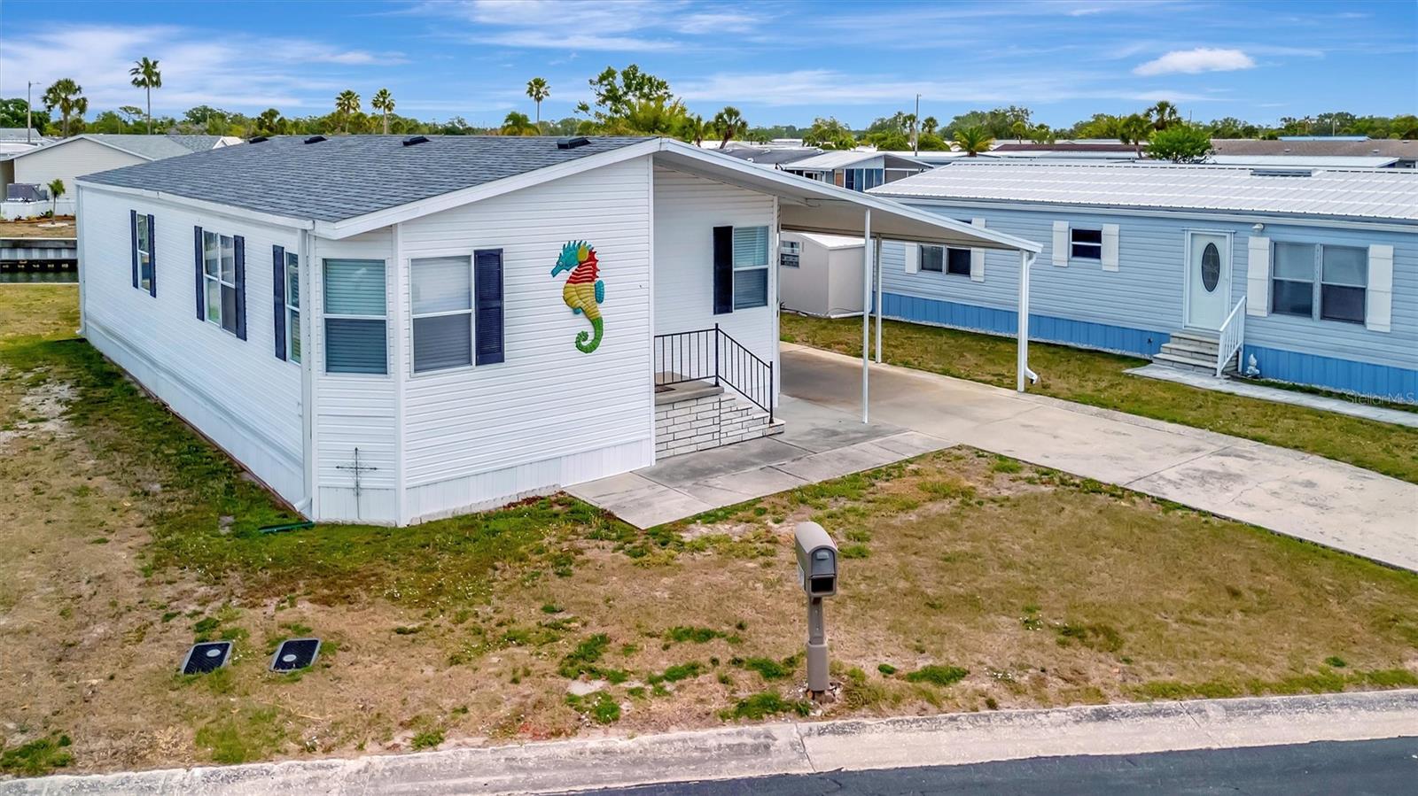119 E SAINT JOHNS WAY