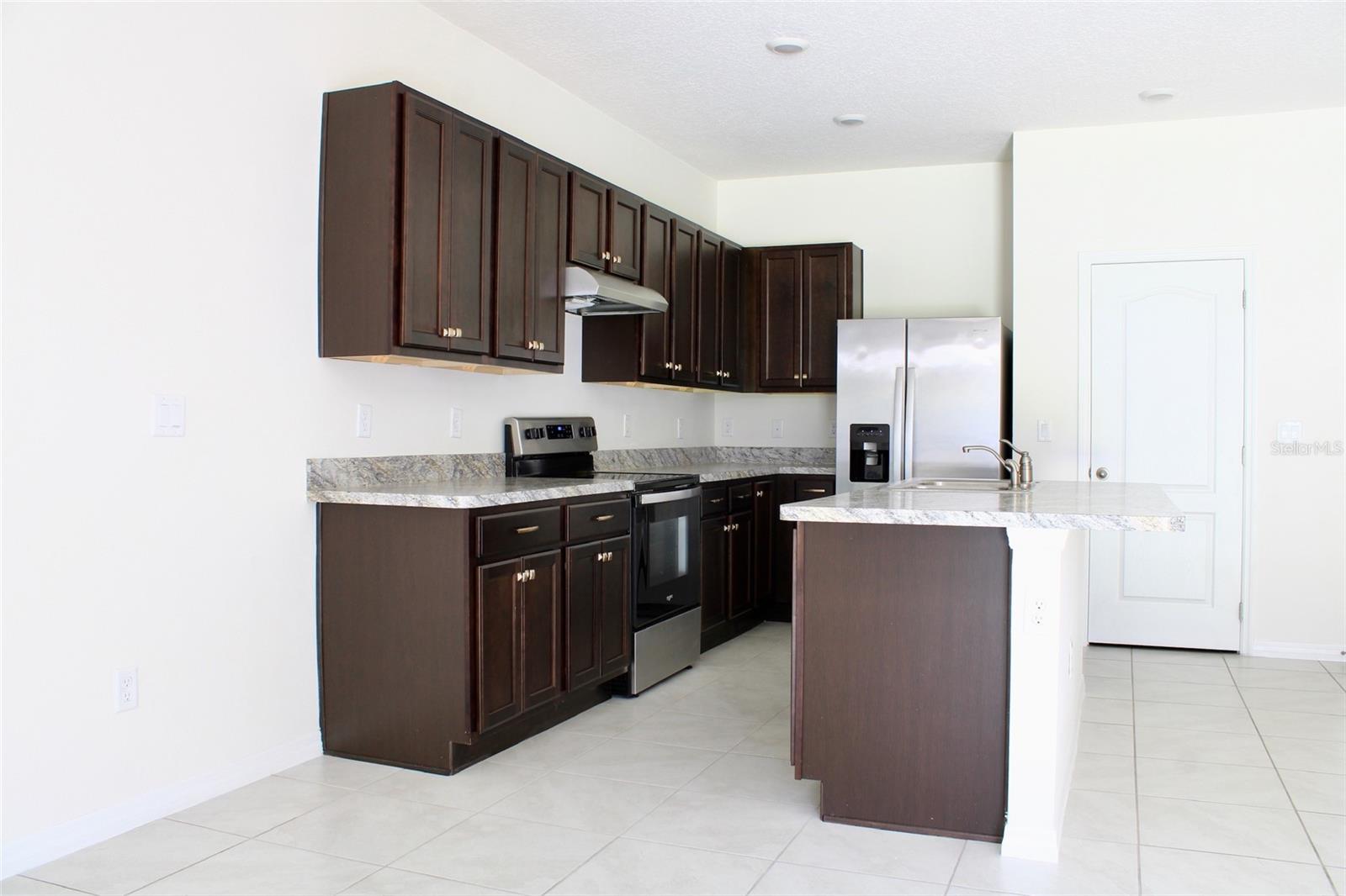 1256 YELLOW FINCH DRIVE