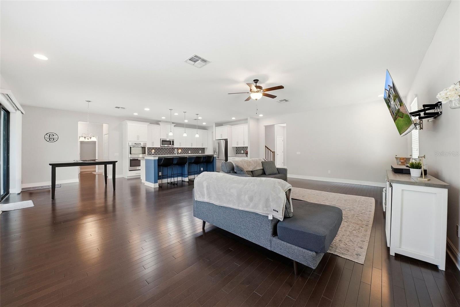 SOUTH COVE SUB PH 4 - Residential