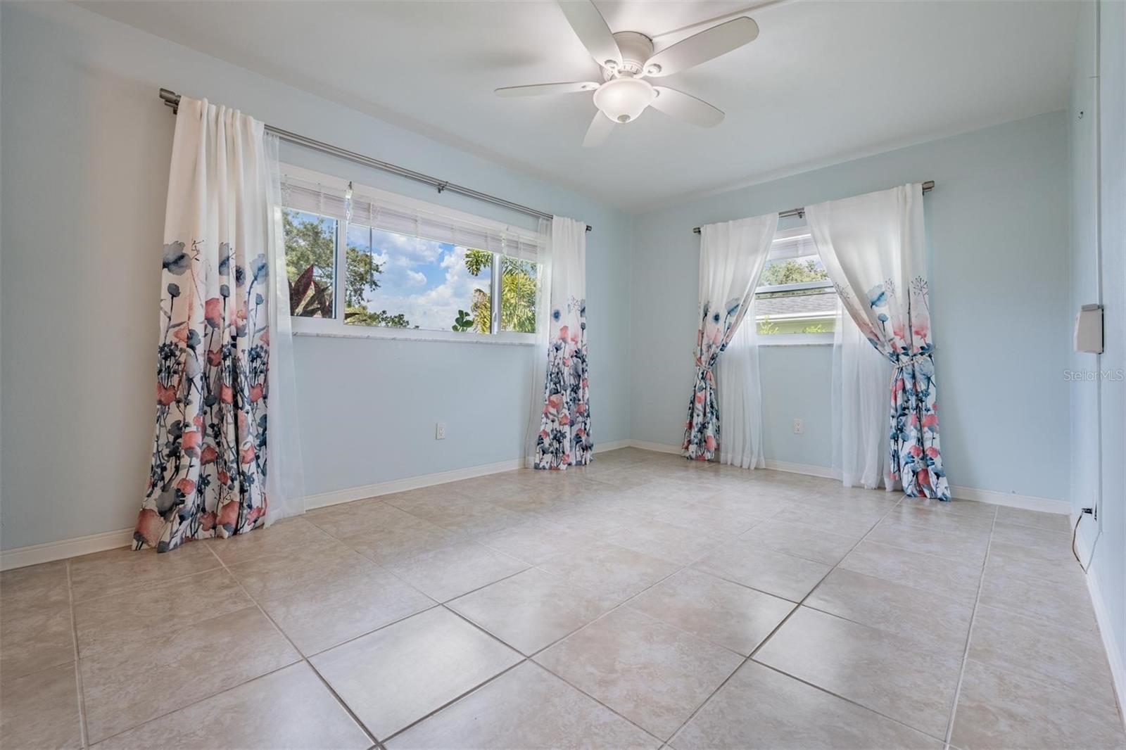 2030 HIGH RIDGE DRIVE