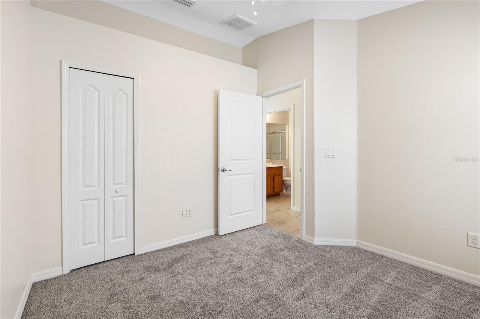 CARRIAGE POINTE PH 1 - Residential