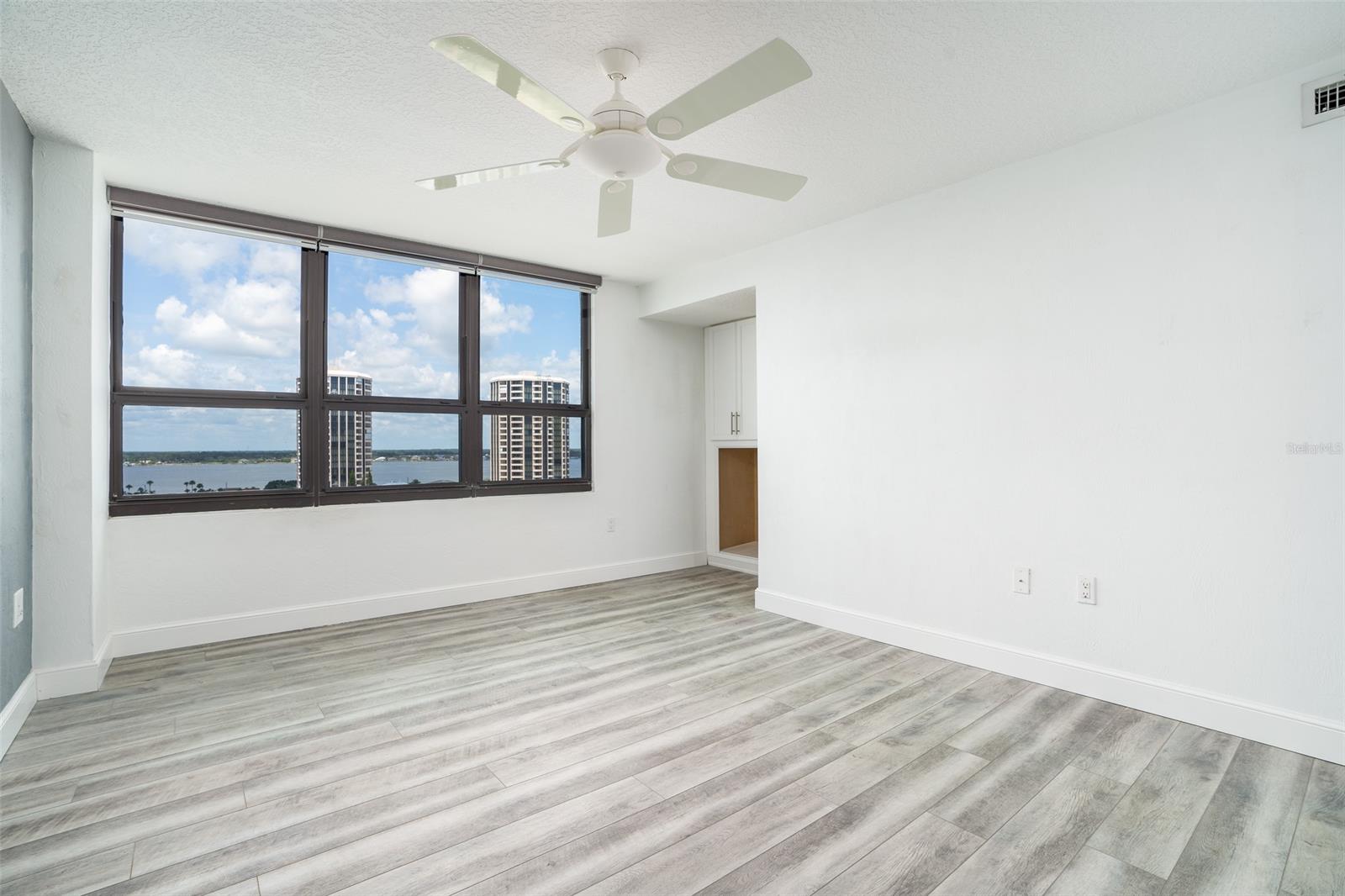 Ocean 01 Condo - Residential