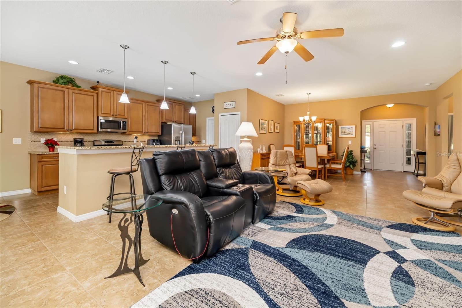 UNIVERSITY GROVES ESTATES RESERVE - Residential