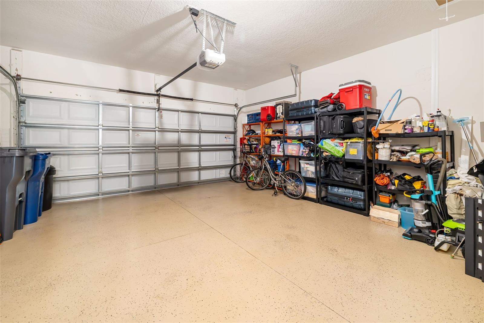 UNIVERSITY GROVES ESTATES RESERVE - Residential