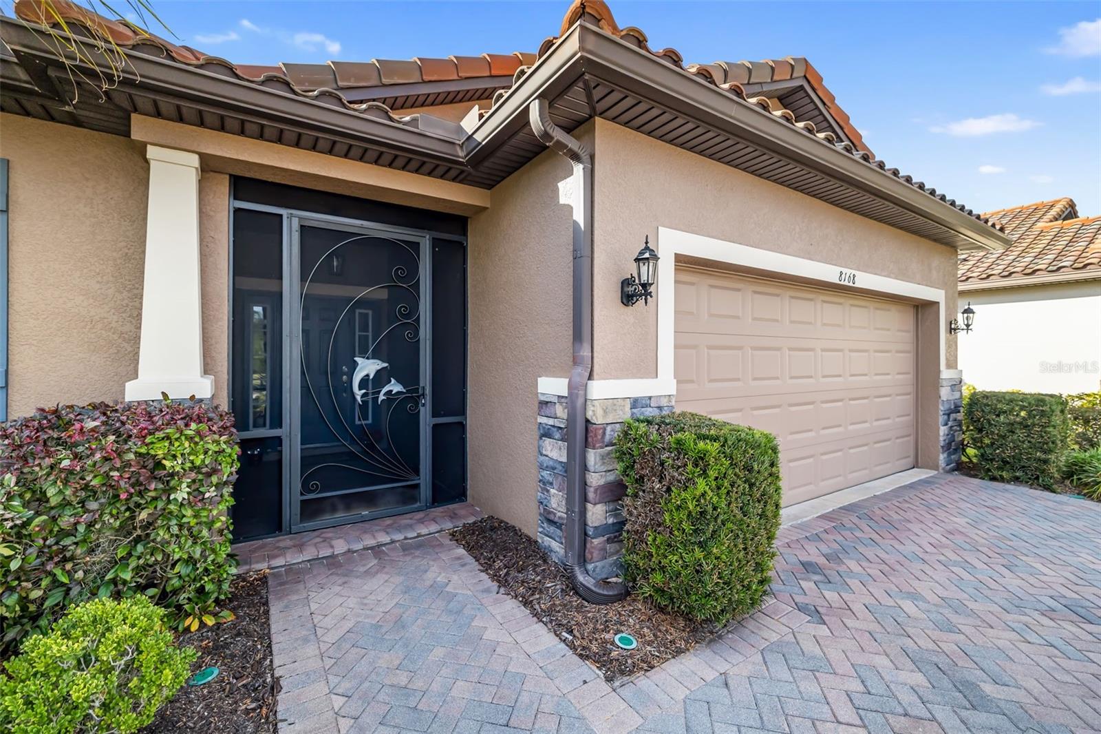 UNIVERSITY GROVES ESTATES RESERVE - Residential