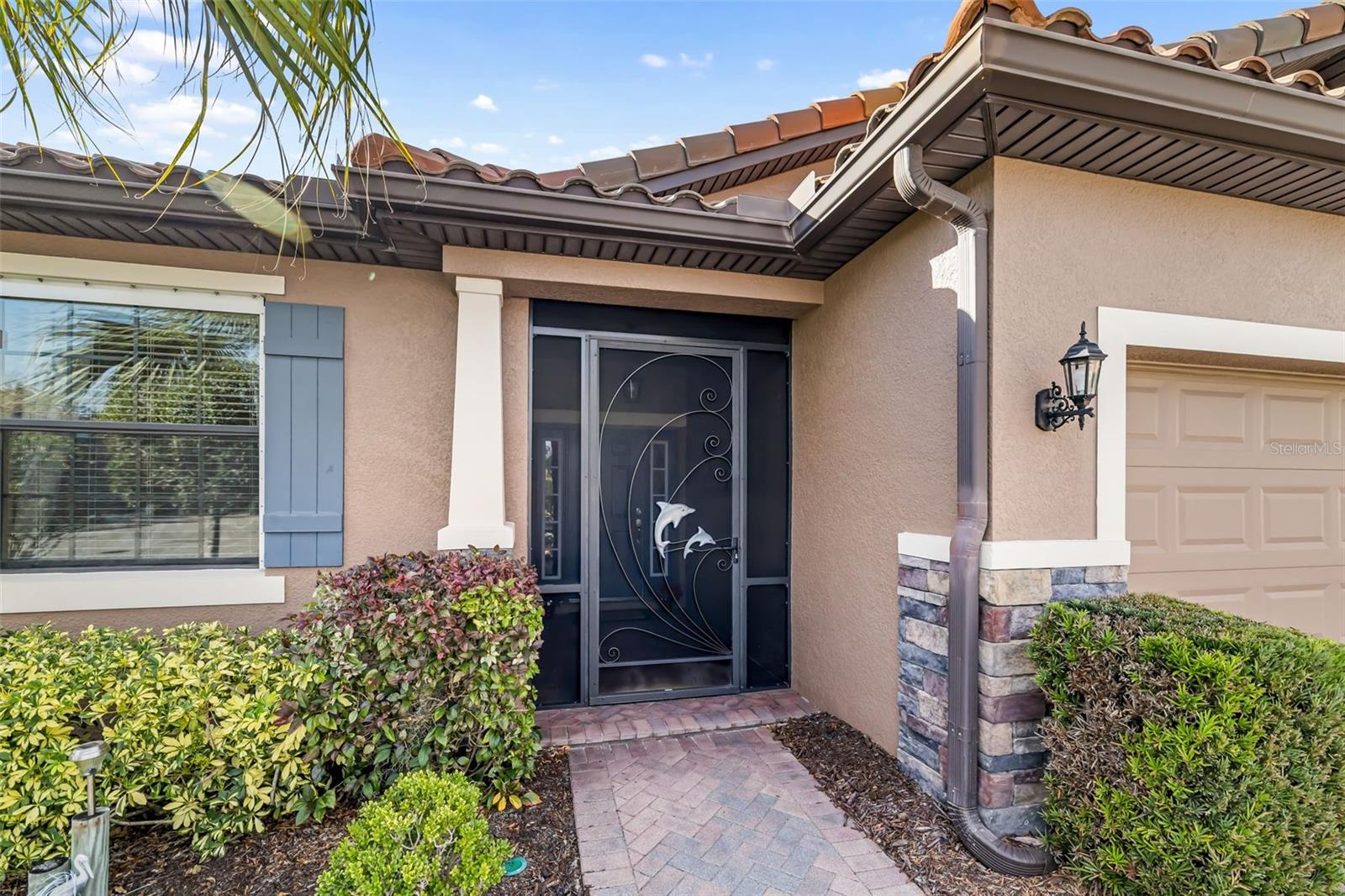 UNIVERSITY GROVES ESTATES RESERVE - Residential