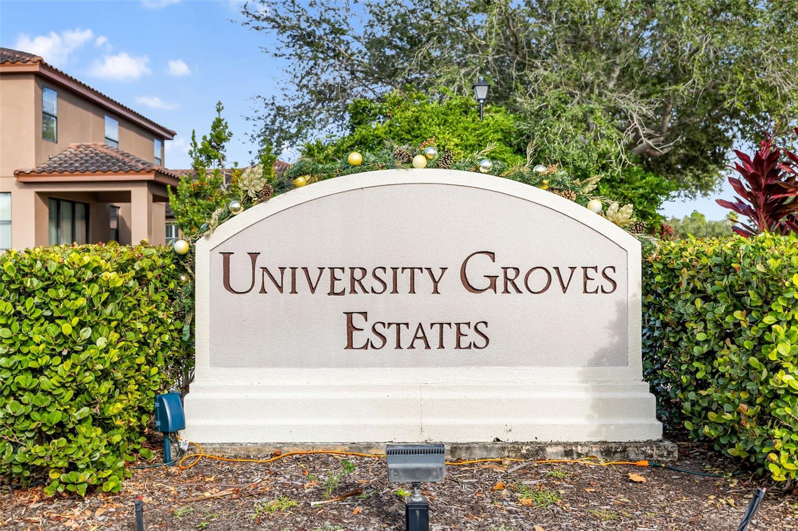 UNIVERSITY GROVES ESTATES RESERVE - Residential