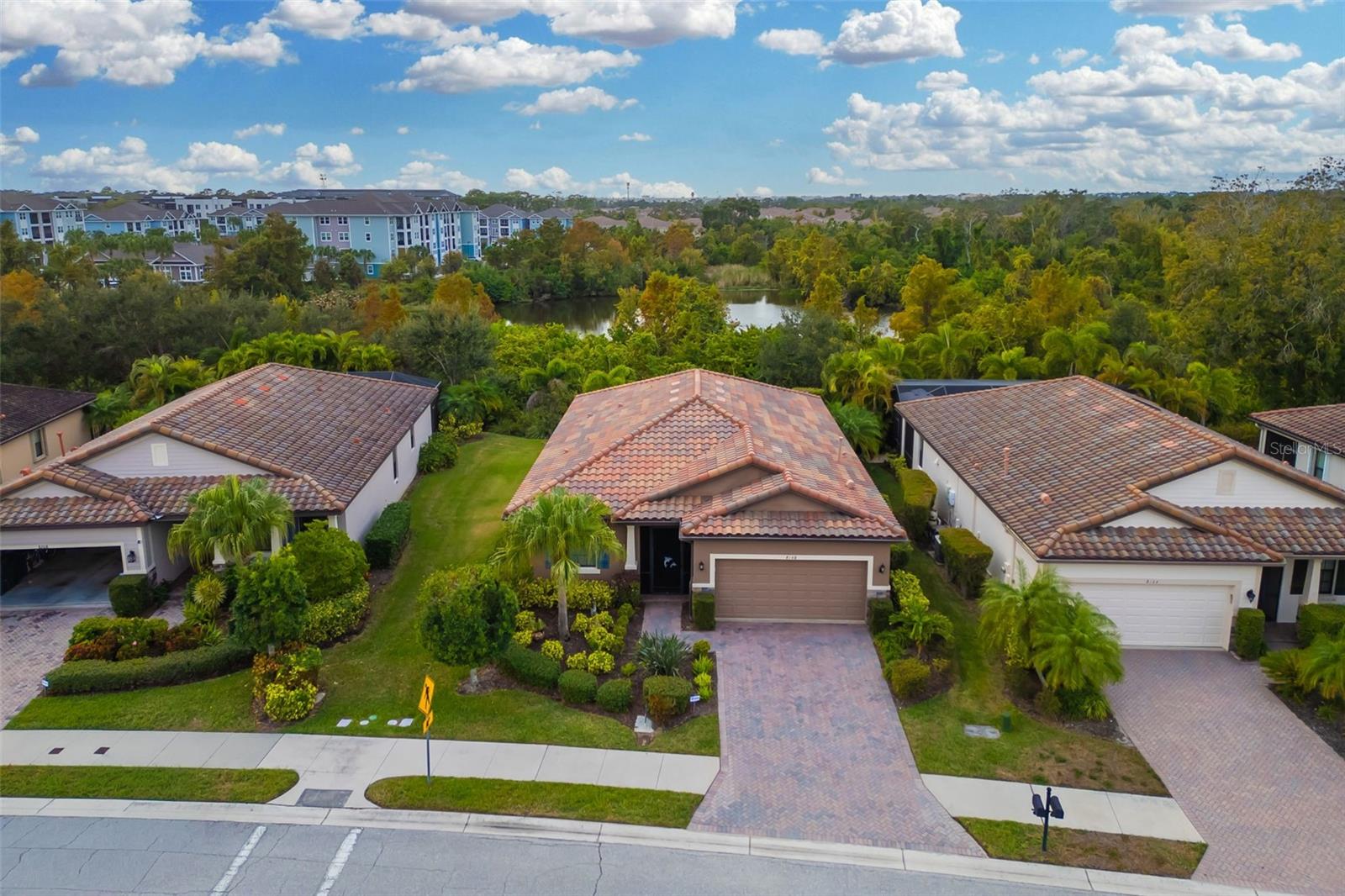 UNIVERSITY GROVES ESTATES RESERVE - Residential