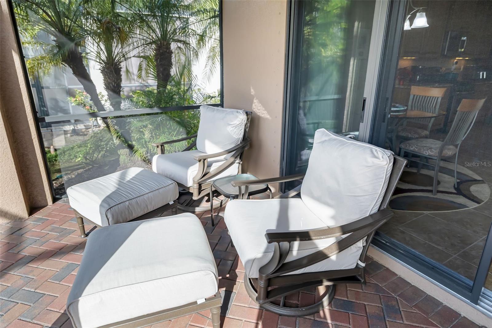 UNIVERSITY GROVES ESTATES RESERVE - Residential