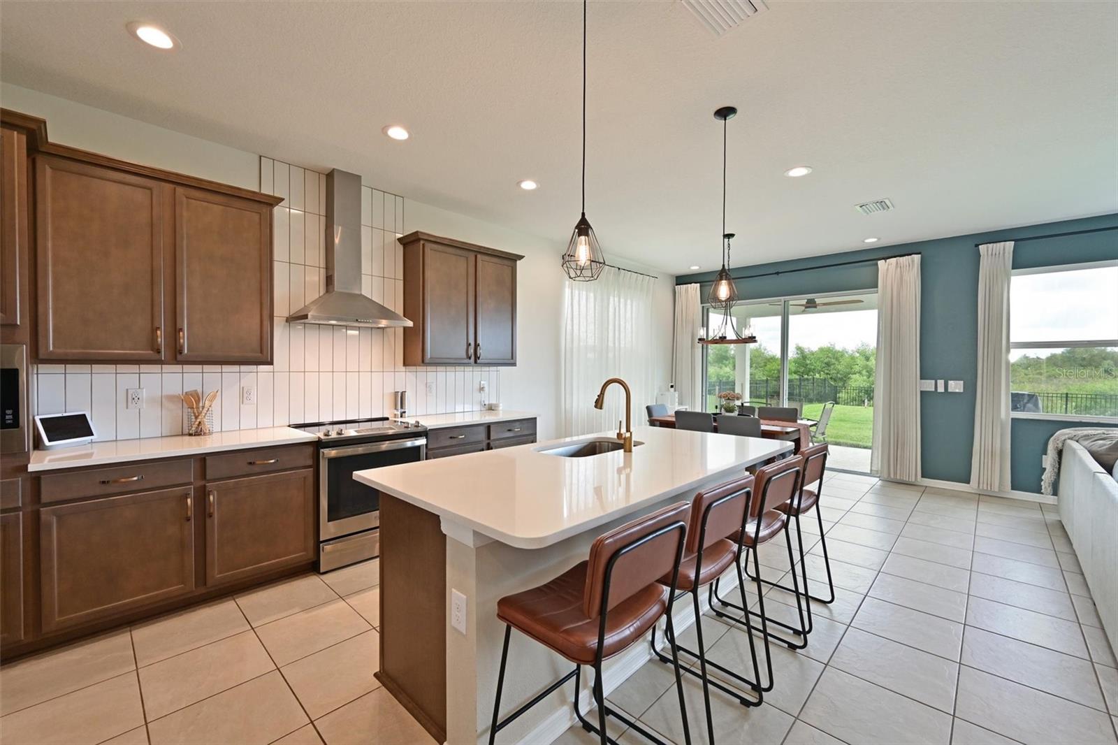 11124 MOONSAIL DRIVE