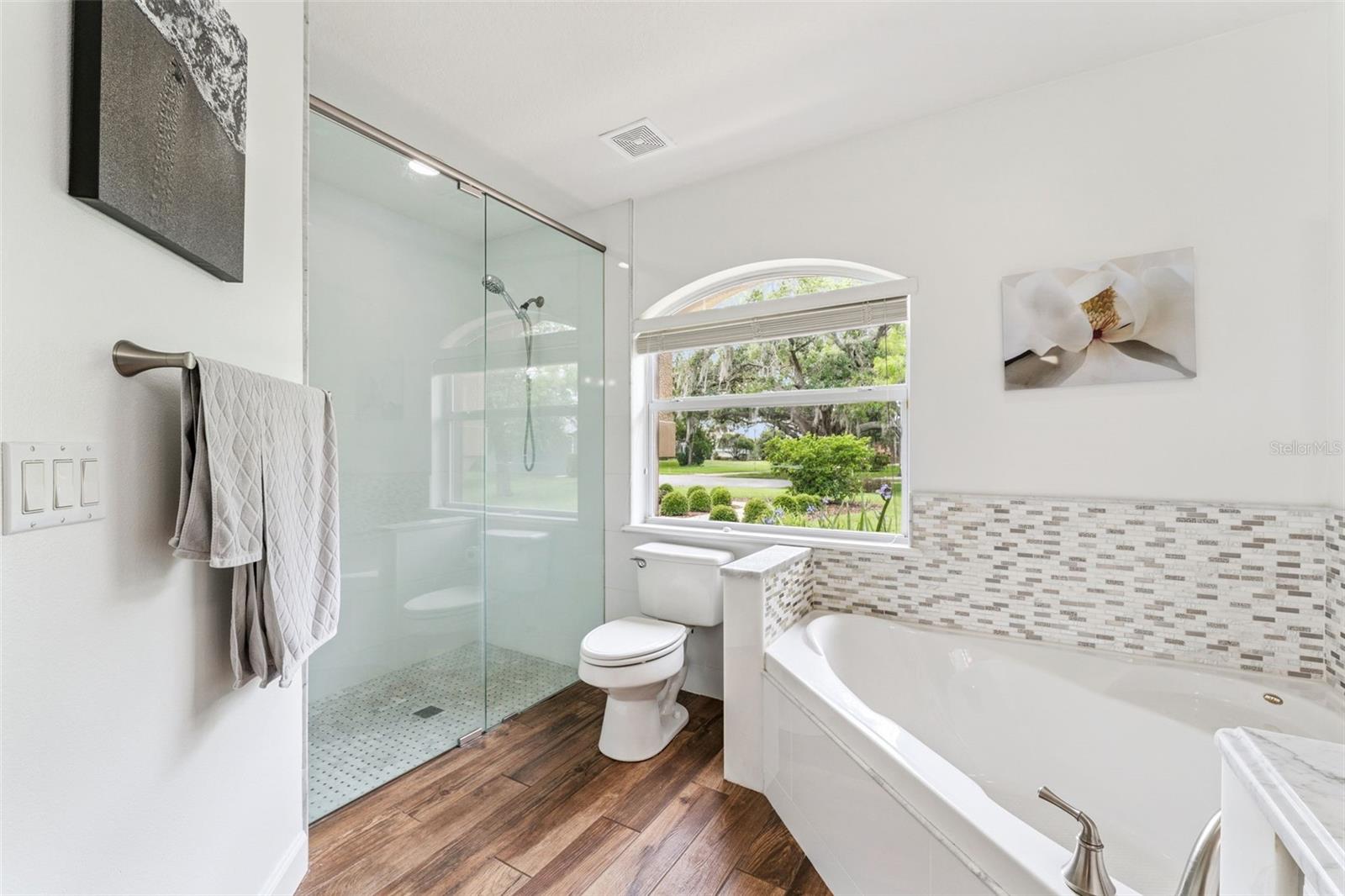 HAMMOCK POINTE UNIT 2 - Residential