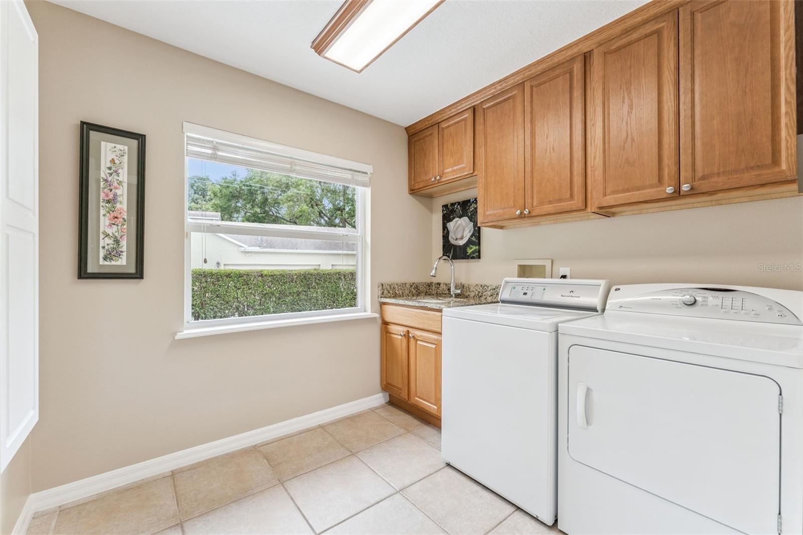 HAMMOCK POINTE UNIT 2 - Residential