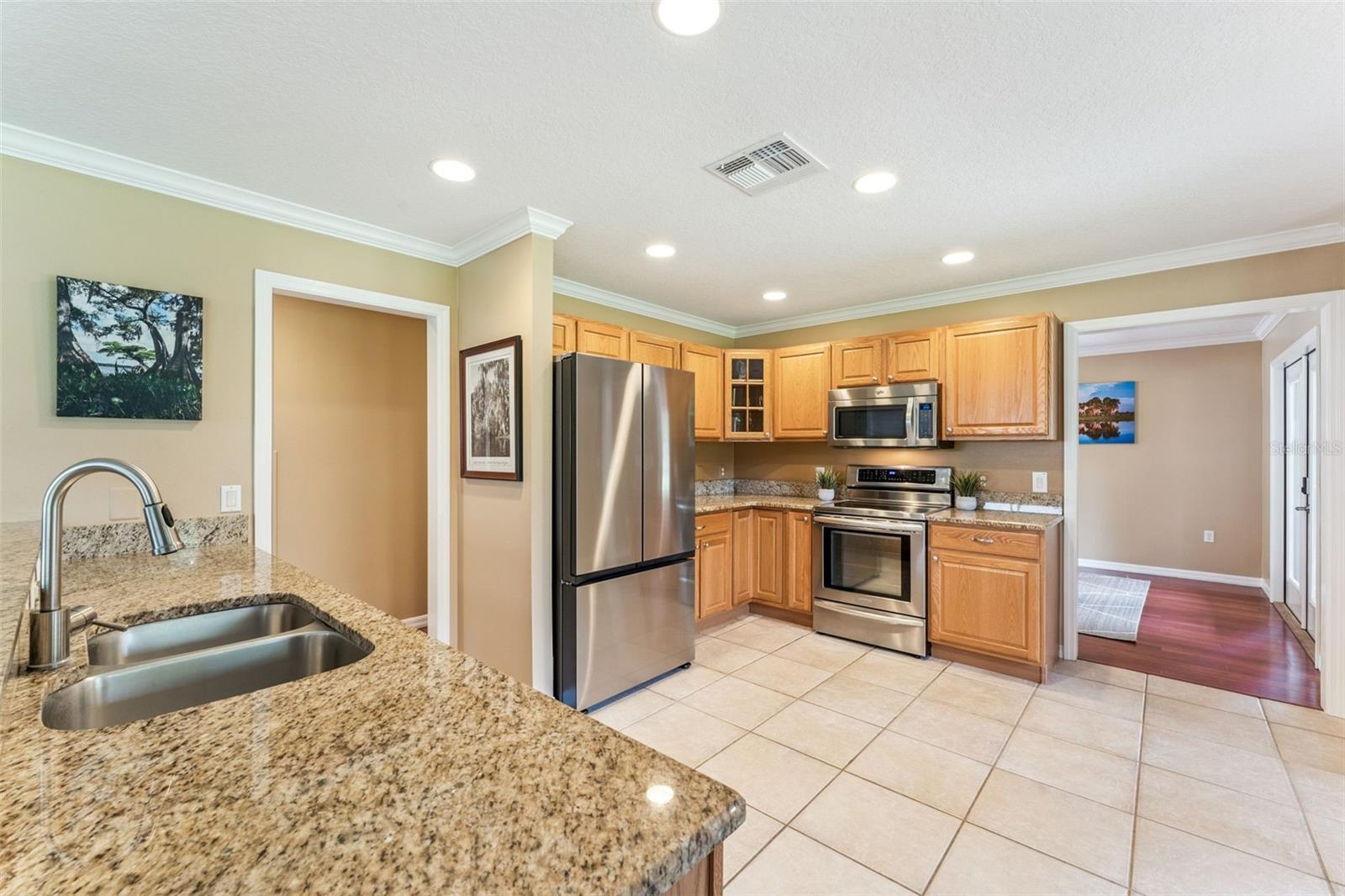 HAMMOCK POINTE UNIT 2 - Residential