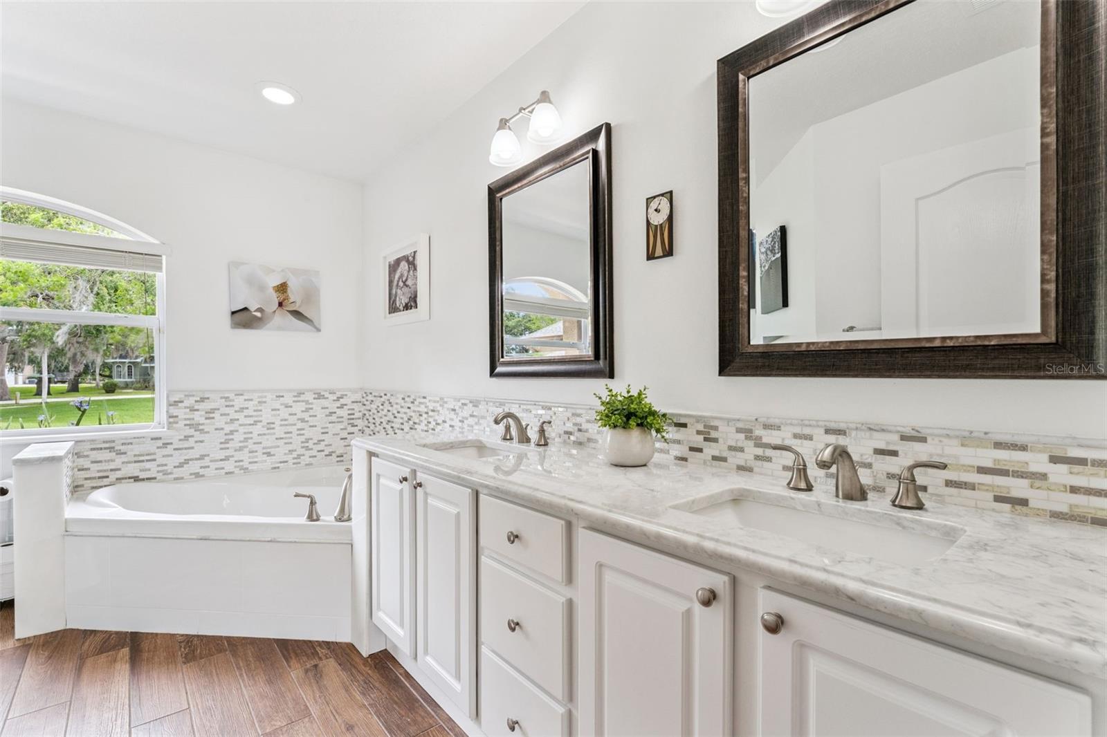 HAMMOCK POINTE UNIT 2 - Residential