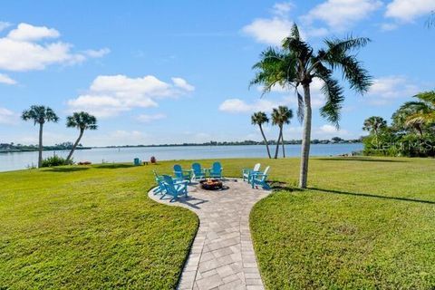 1690 BAYSHORE DRIVE ENGLEWOOD FL 34223
