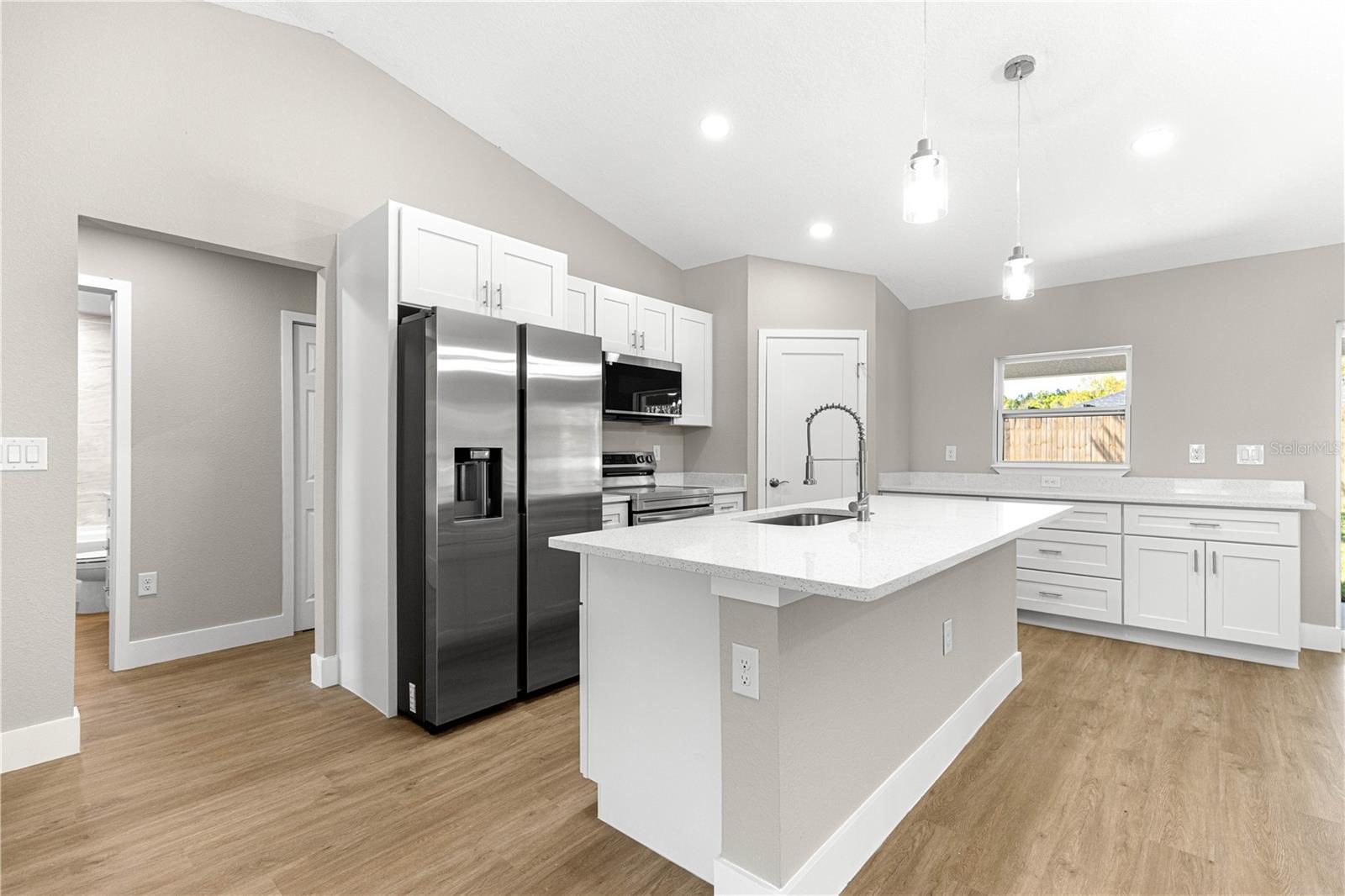 SILVER SPGS SHORES UN #31 - Residential