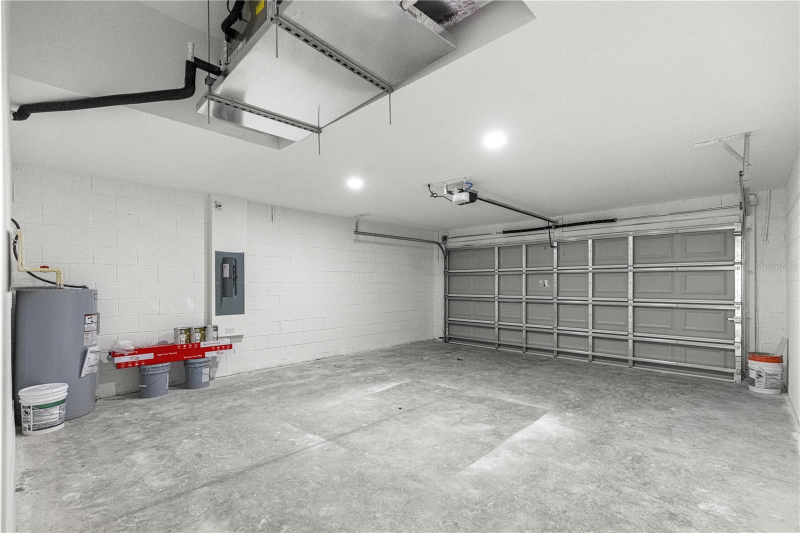 SILVER SPGS SHORES UN #31 - Residential