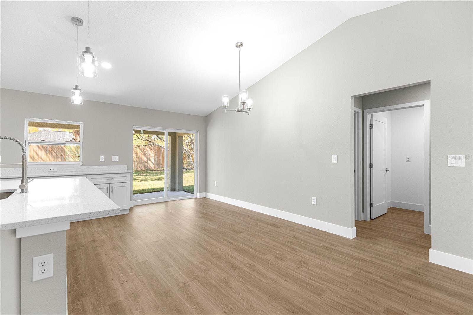 SILVER SPGS SHORES UN #31 - Residential