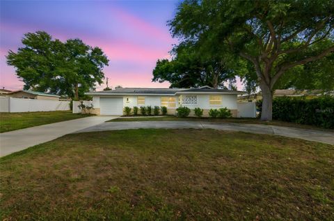 Photo of 4431 16th Avenue N, St Petersburg, FL 33713 (MLS # TB8495143)