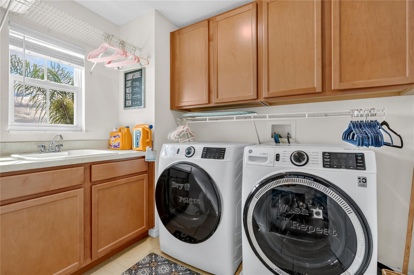 HICKORY GROVE PH 1 - Residential