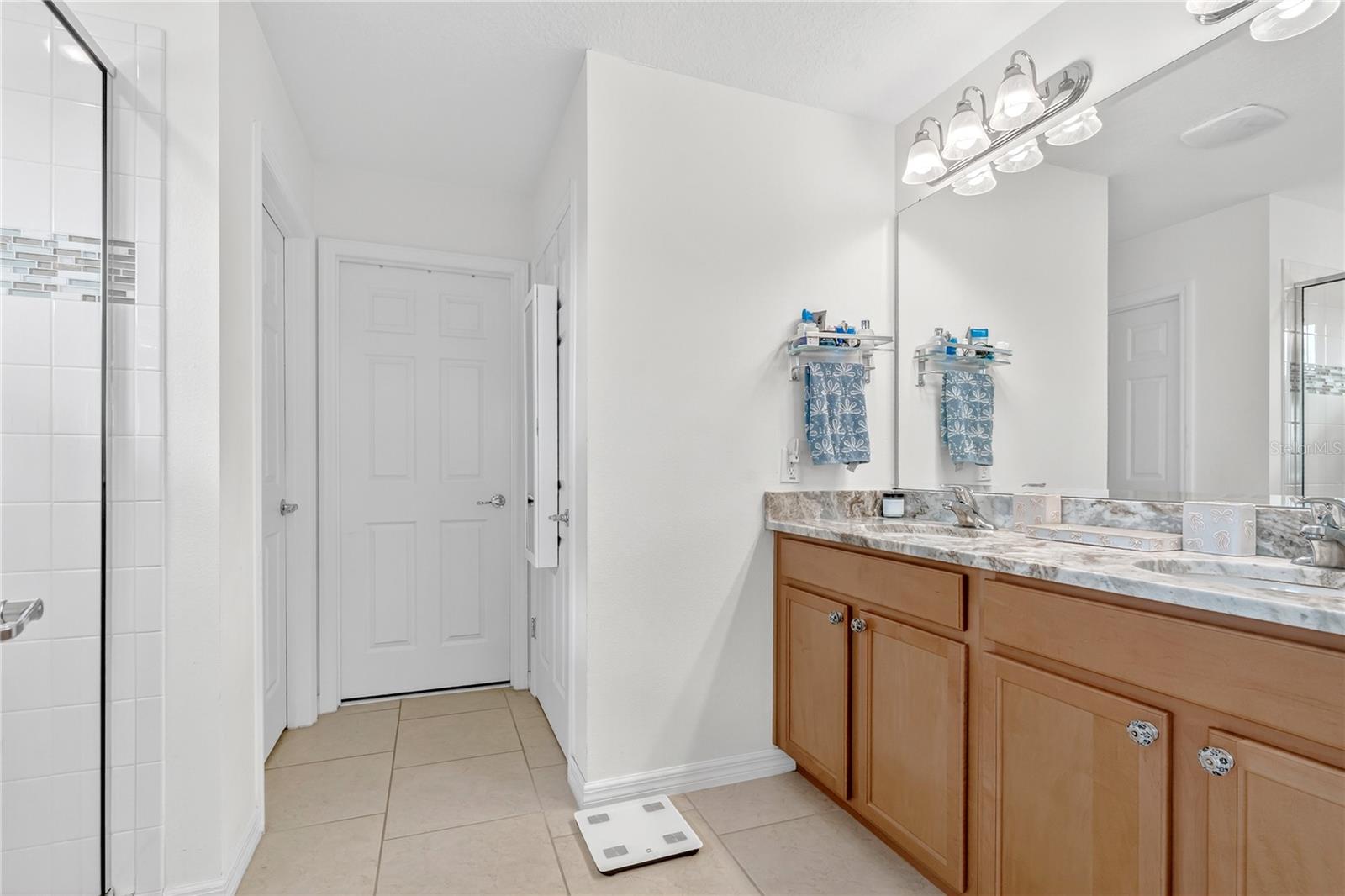 HICKORY GROVE PH 1 - Residential
