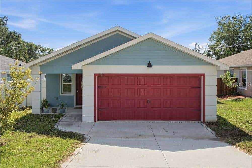 Photo of 14584 20th St, Dade City, FL 33523 (MLS # O6415237)