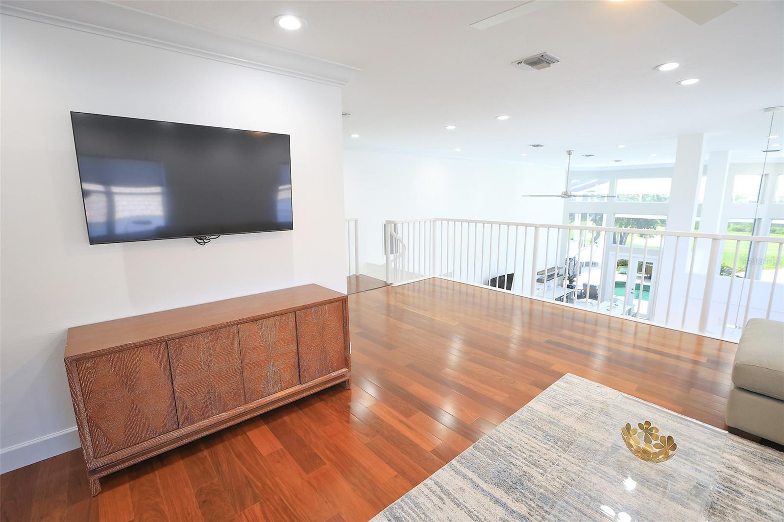 QUEENS HARBOUR - Residential