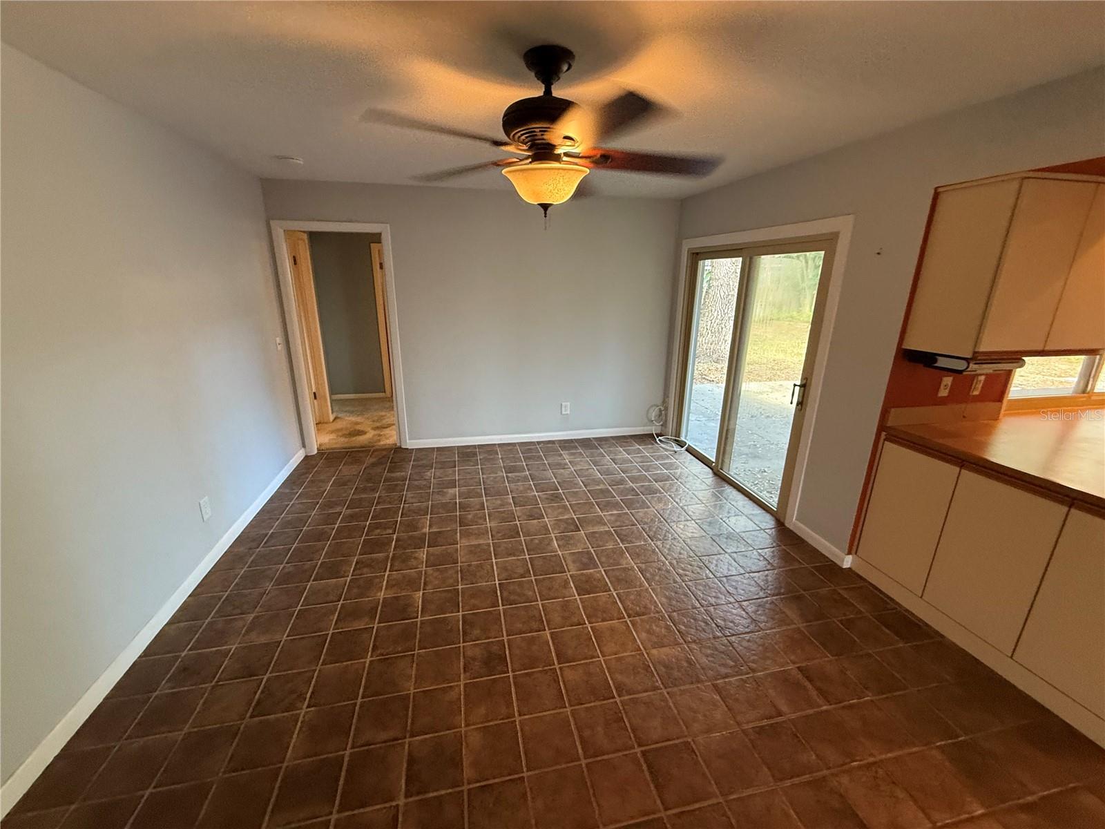 HARBOR HILLS 3RD ADD - Residential