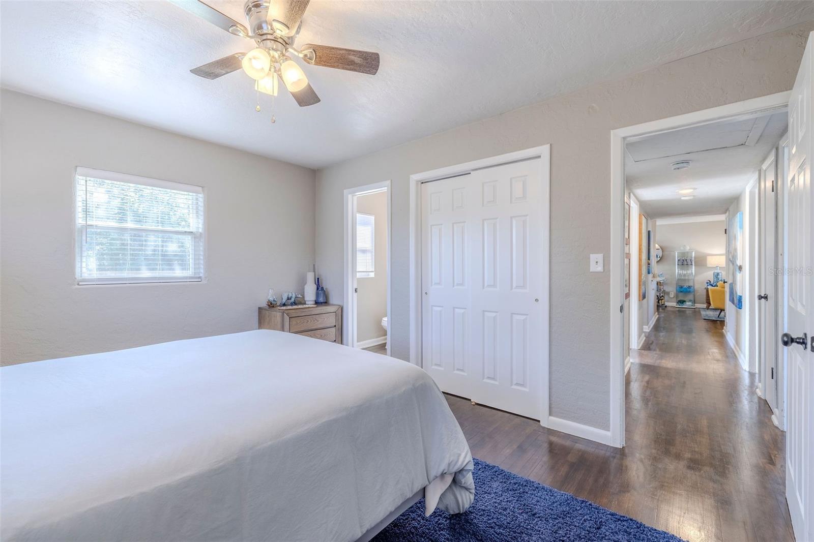 MONTCLAIR MANOR - Residential