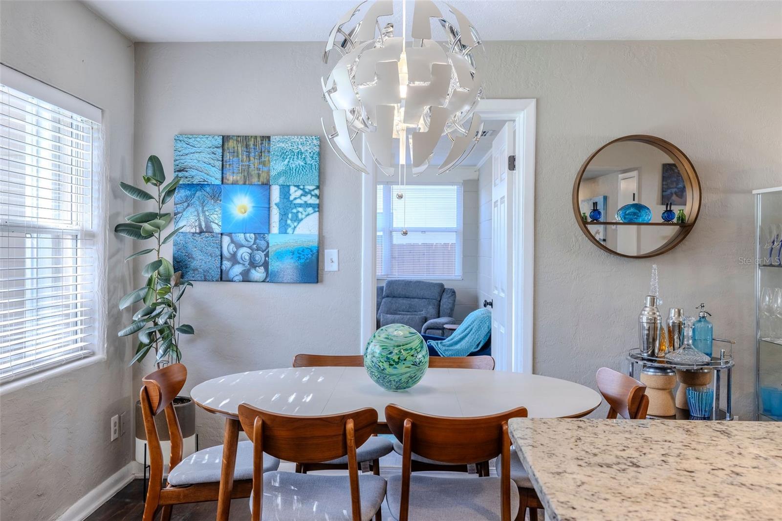 MONTCLAIR MANOR - Residential